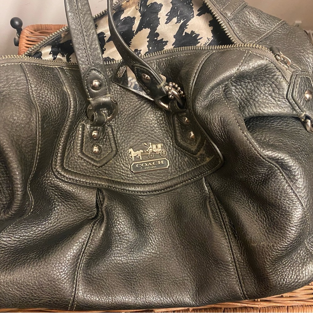 Like new coach purse